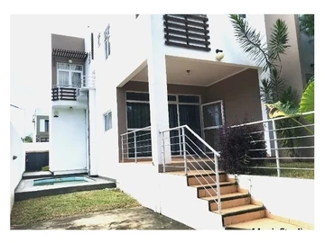 3 Bedroom Townhouse, Duplex