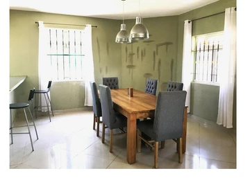 4 Bedroom Villa
