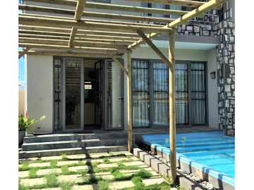 3 Bedroom Townhouse, Duplex