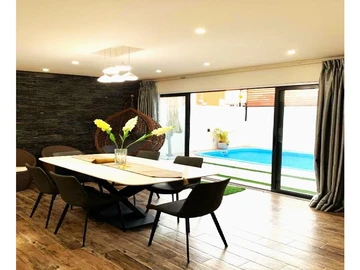 4 Bedroom Villa