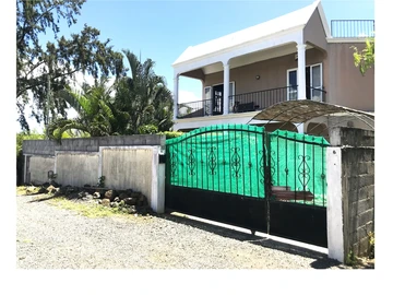 4 Bedroom Villa