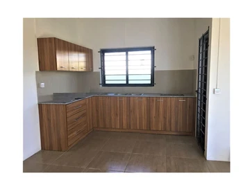 5 Bedroom Apartment