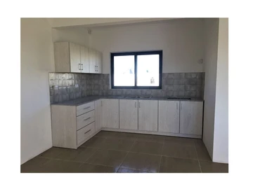 5 Bedroom Apartment