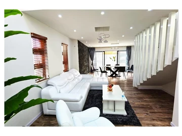 4 Bedroom Villa